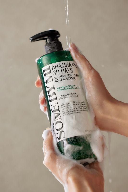 AHA-BHA-PHA 30 Days Miracle Acne Body Cleanser [400ml]